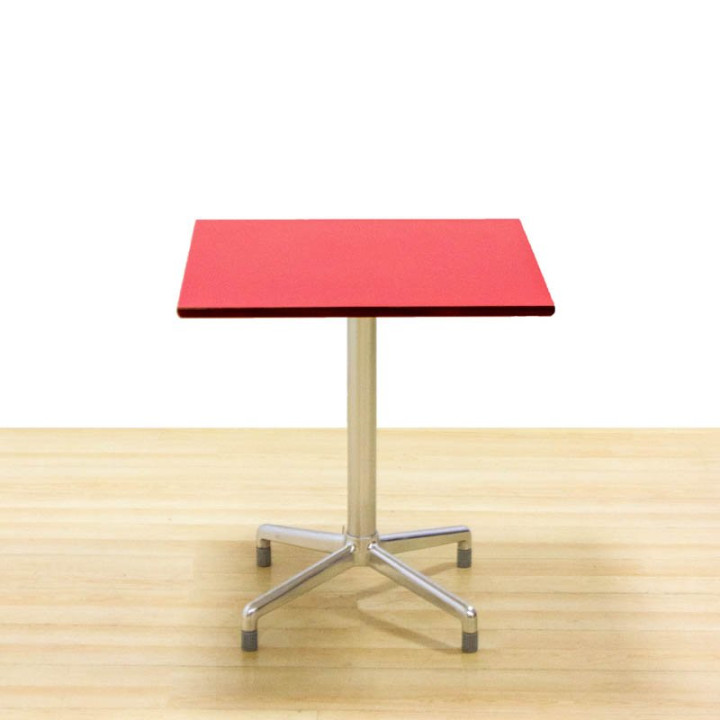 Mesa de reunião Mod. CUADRO. Tampa em madeira vermelha. Base metálica. - vista 2
