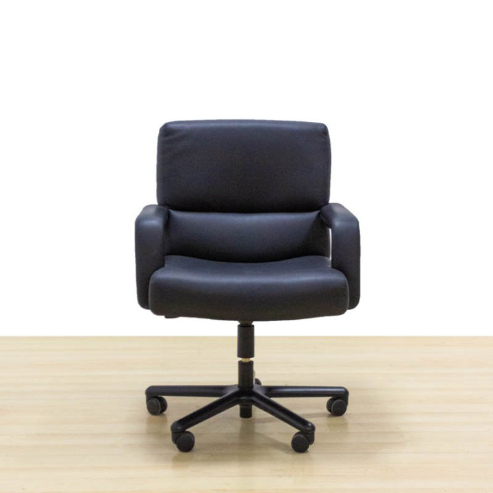 GANSO Mod. Operative armchair. Upholstered in black fabric. Swivel base. - view 3