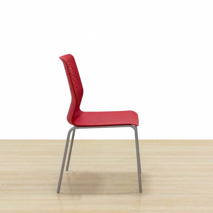 Confident chair Mod. CEREZA. Made of red PVC. Stackable.