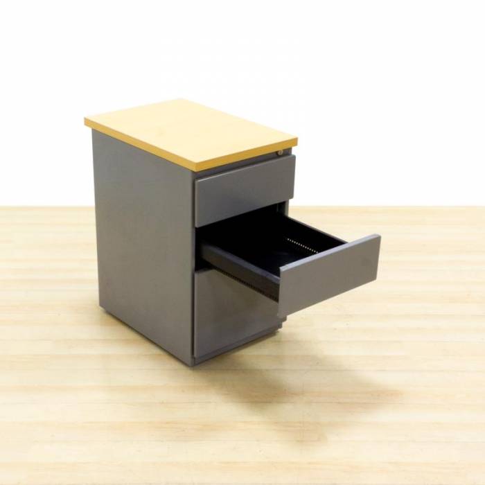 Mobile chest of drawers STEELCASE Mod. CASSIO. Made of gray metal. Drawers and filing cabinet.