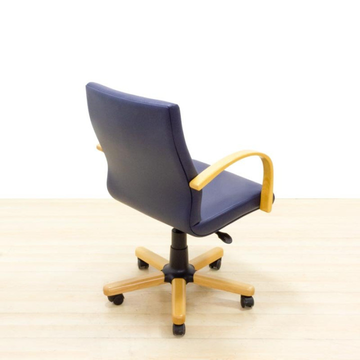 Sillón dirección Mod. TIME