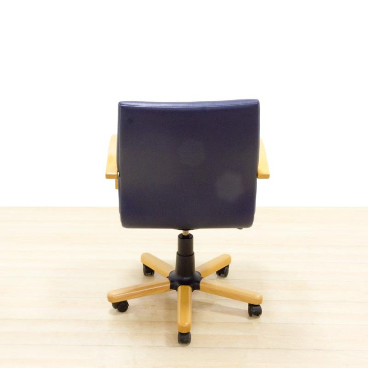 Sillón dirección Mod. TIME