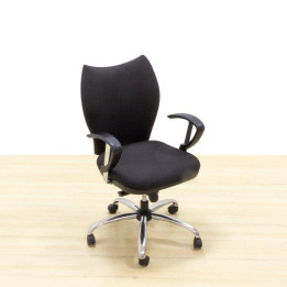 Task chair Mod. EARTH. Seat and back upholstered in black fabric. Synchro mechanism.