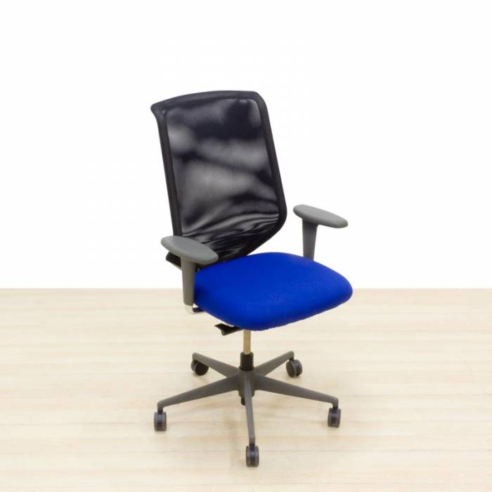 VITRA Operative Chair Mod. MEDA PRO. Seat upholstered in a color to choose from. Black mesh back.
