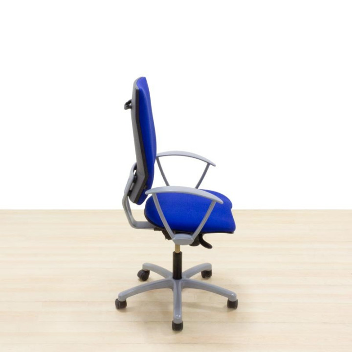 Operative chair Mod. VELADA. Seat and back upholstered in blue fabric. Swivel base.