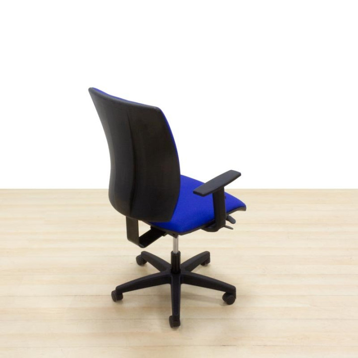 Cadeira de trabalho Mod. POP. Estofado em tecido azul. Mecanismo de sincronização. - vista 4