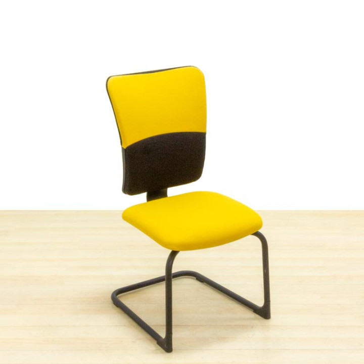 Confident chair STEELCASE Mod. LETS´B. Upholstered in yellow and black fabric. Skate base. - view 3