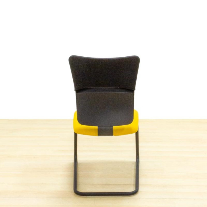 Confident chair STEELCASE Mod. LETS´B. Upholstered in yellow and black fabric. Skate base. - view 6