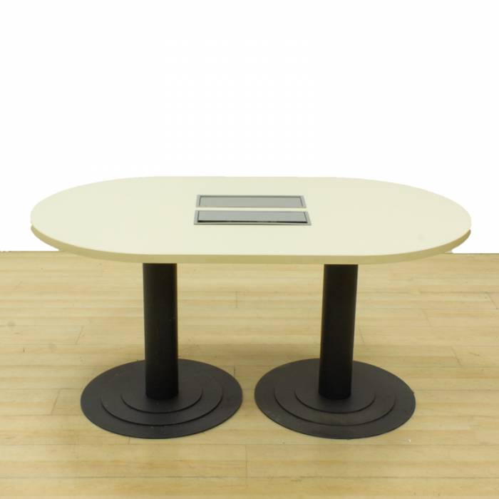 Oval meeting table Mod. OVAL. Lid made of off-white.