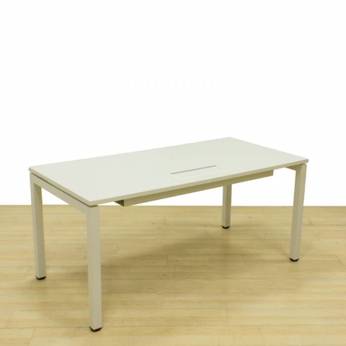 STEELCASE operating table Mod. OTTIMA. Lid made in white.