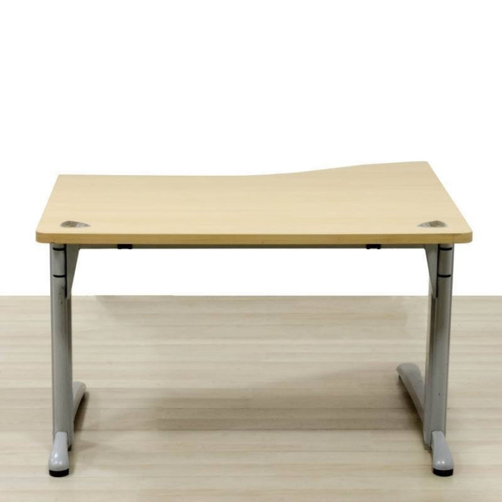 STEELCASE DOUE Office Desk. Maple Top. - view 5