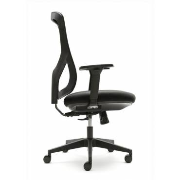 NANTES Mod. Operative Chair in Black.