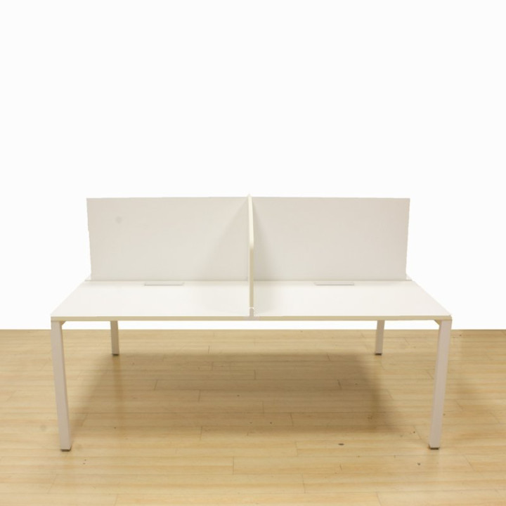 Banco com 4 ou 8 lugares BORDONABE Mod. COMPACT em acabamento Branco.