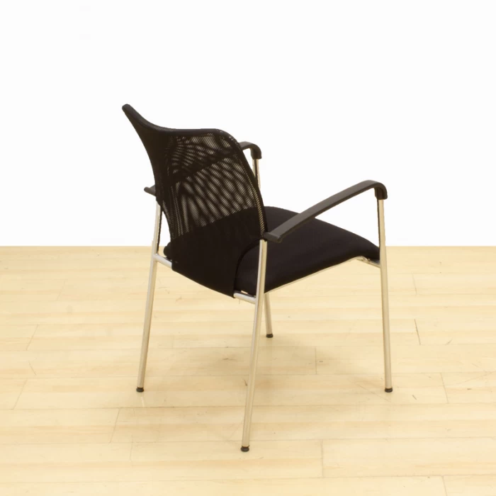 Cadeira confidencial DE LA OLIVA Mod. MALLA1. Estofado em tecido PRETO Base 4 pernas.