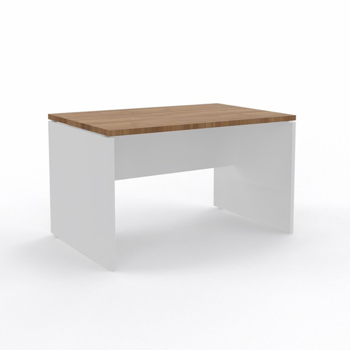 Mesa PREMIER de Ofitres con sobre color roble y estructura blanca, vista en perspectiva