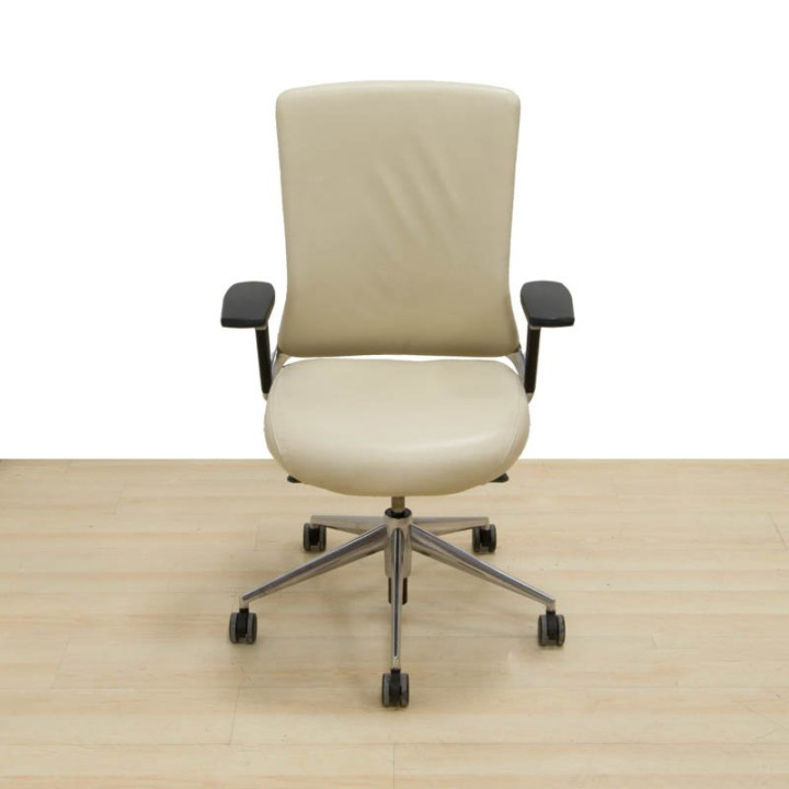 ACTIU TNK 500 Office Chair in Ivory Faux Leather - view 2