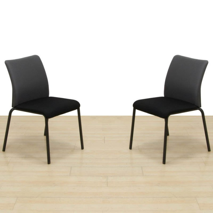 Silla confidente Steelcase EASTSIDE gris y negro en ángulo, disponible en Factoryoficina