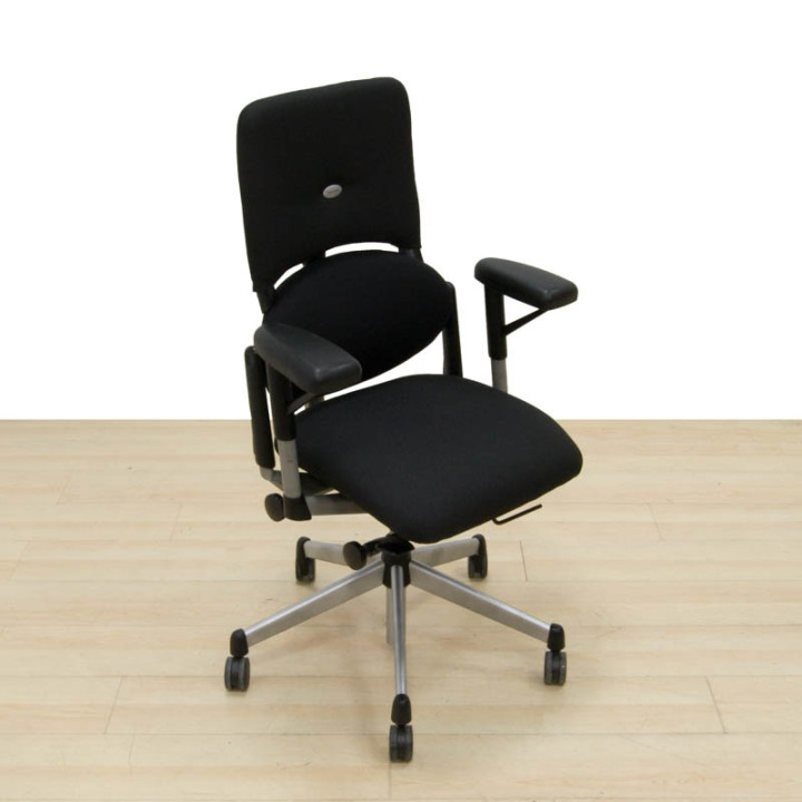 Silla Operativa PLEASE I de STEELCASE. Con Trasla vista 2