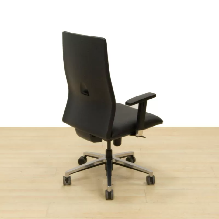 Buy TOUCH Task Chair by FORMA 5