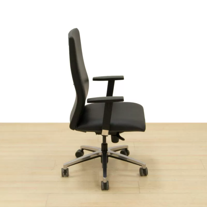 Buy TOUCH Task Chair by FORMA 5