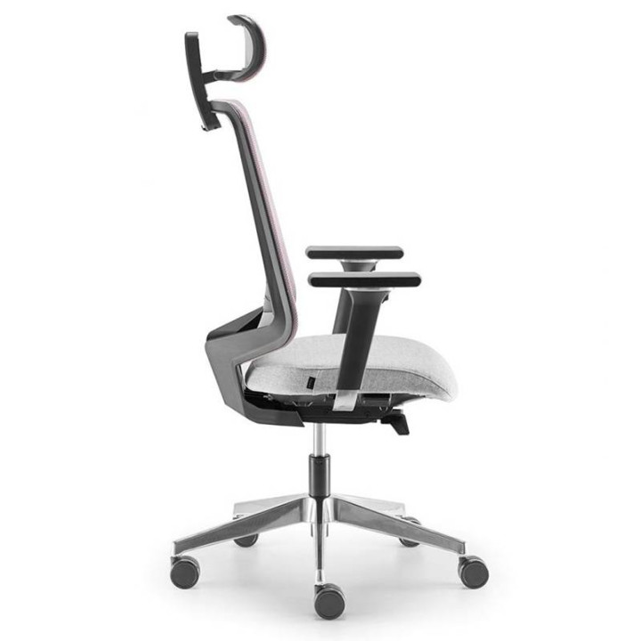 FORMA 5 DOT.PRO ergonomic chair