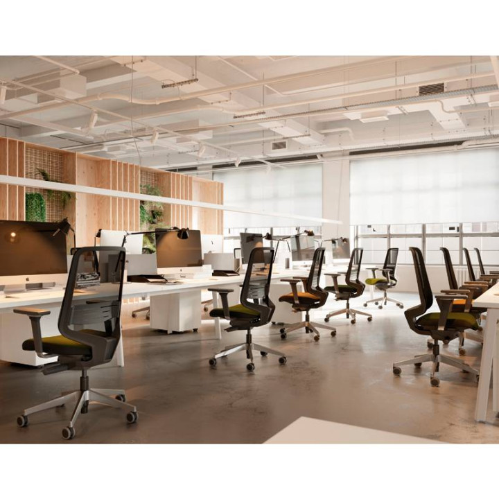 Cadeira Ergonómica DOT.PRO FORMA 5 Estrutura Preta | FactoryOficina