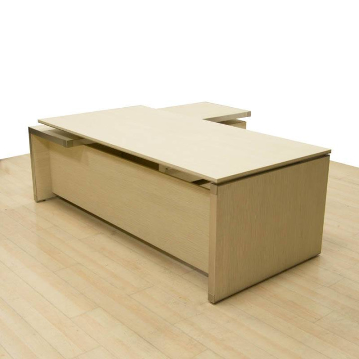 Comprar Mesa de Dirección ARCE de LAS MOBILIARI. Forma de L con Mueble Auxiliar.