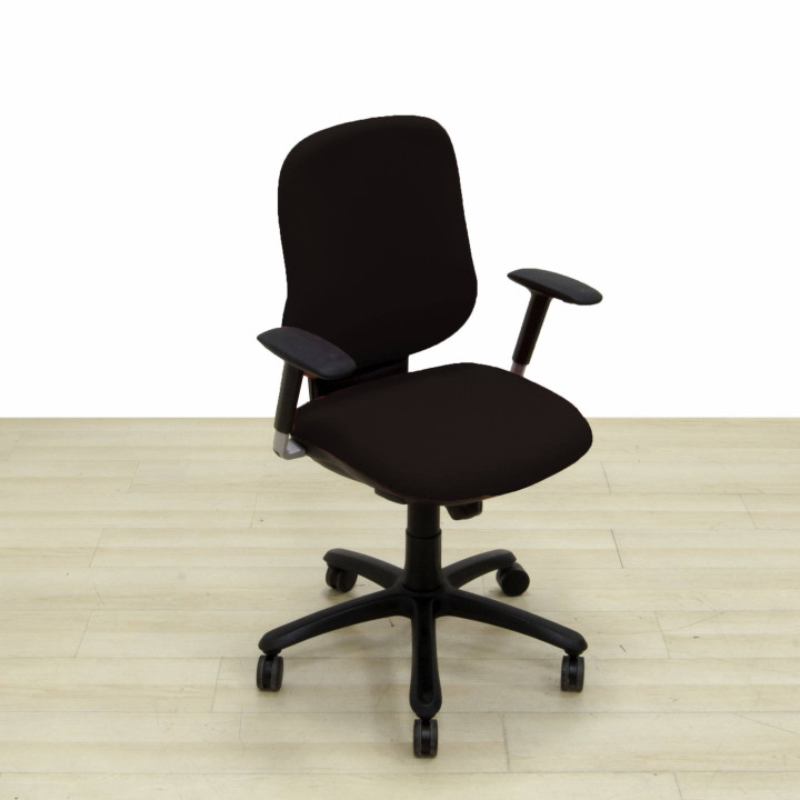 INTERMEDIA Task Chair Rental
