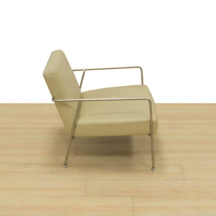 VALERI Visitor Chair by SELLEX - view 3