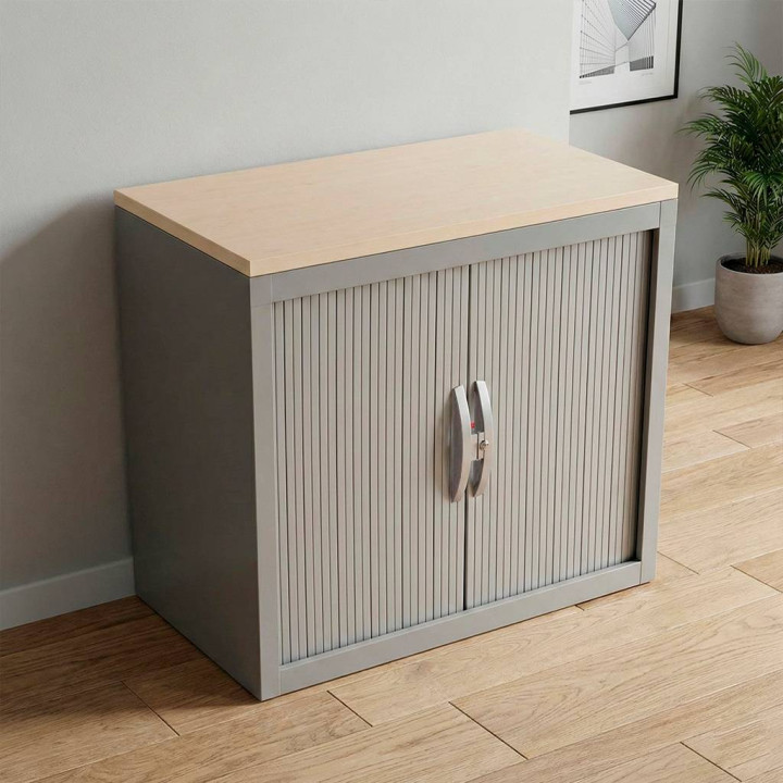 Comprar Armario Haworth metálico bajo gris puertas de persiana.