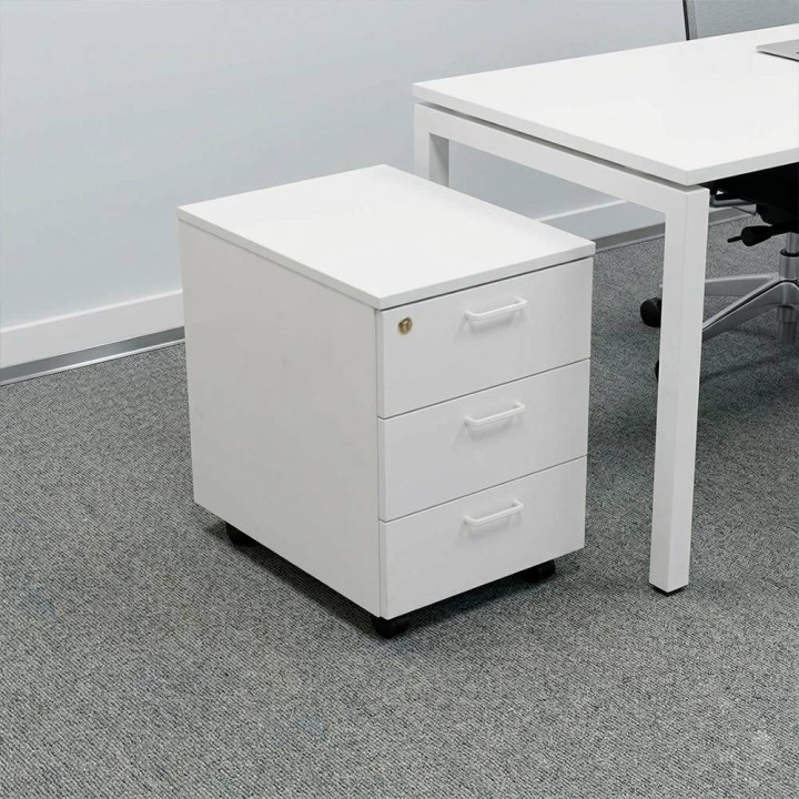 Buy WHITE pedestal drawer unit by ACTIU. Wooden frame.