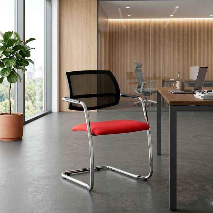 Silla Confidente TITAN de NOMA. Respaldo De MALLA