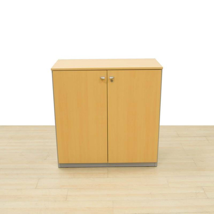 armário MÉDIO metálico da STEELCASE. Tampo e Portas em FAIA - vista 2