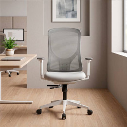 Silla de trabajo Mod. Nantes de estructura en color blanco y tapizados gris.