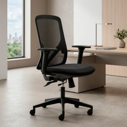 Silla Operativa Mod. LYON en Color Negro.
