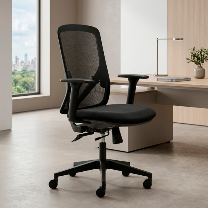 LYON Task Chair in Black.