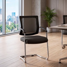 DALLAS Visitor Chair | Black or White