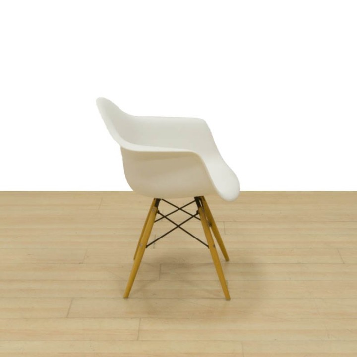 White Refurbished Visitor Chair with Wooden Legs & Arms