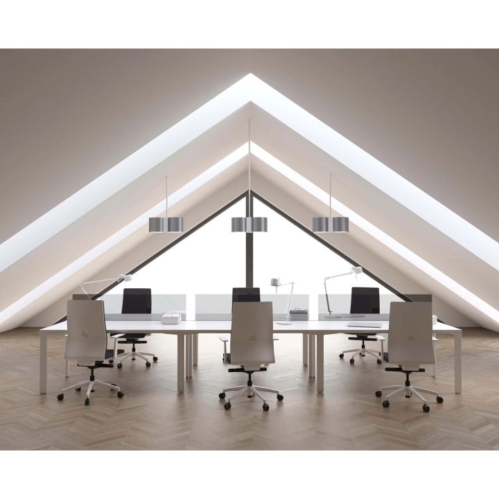 FORMA 5 TOUCH chair in an office workspace
