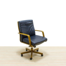 Executive chair Mod. HELA