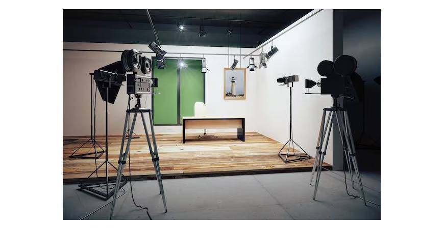 Aluguel de móveis de escritório como adereço para eventos, filmagens e formações