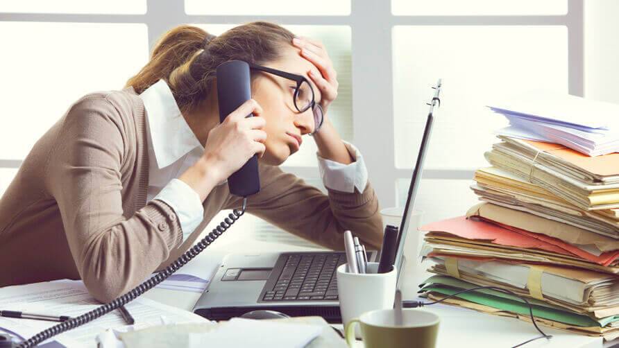 Cinco conselhos para lidar com o stress no escritório